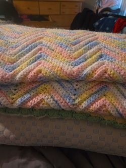 Knitting  blankets