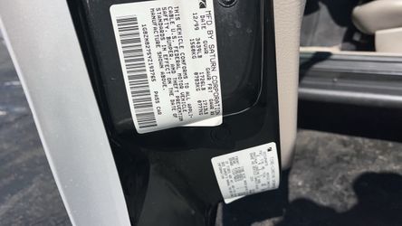 2000 Saturn SW2