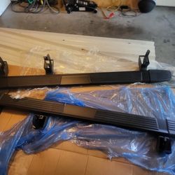 Running Boards/side Steps.