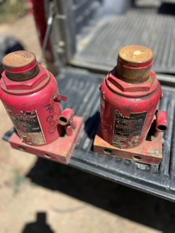 50 Ton Jacks 