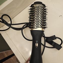 Blow Out Hair Brush