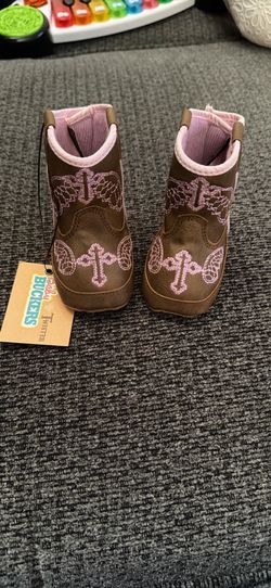 Infant boots