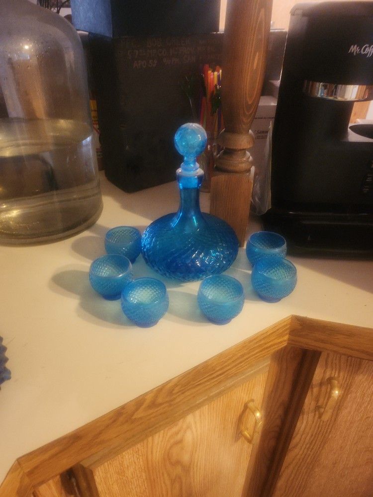 Beautiful Vintage Italian Blueglass Set