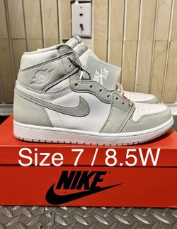 Size 7/8.5W - Nike Air Jordan 1 High OG Seafoam