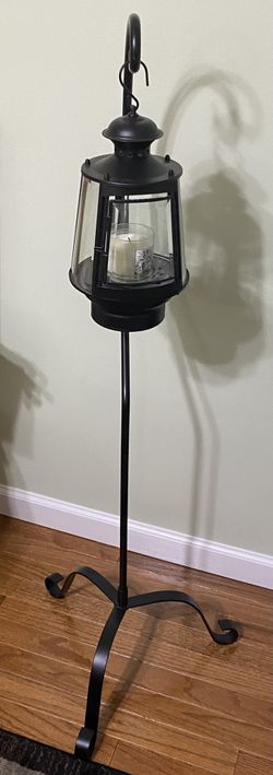 Yankee candle 47 Inch Tall Lantern 