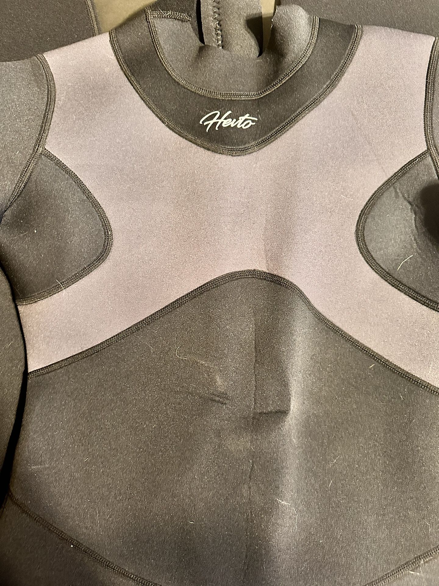 Wet suit