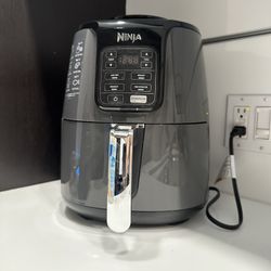 Ninja Air Fryer AF101 for Sale in Los Angeles, CA - OfferUp