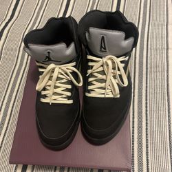 Retro 5 A Ma Maniere 