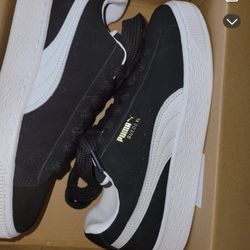 Suede Pumas xl 