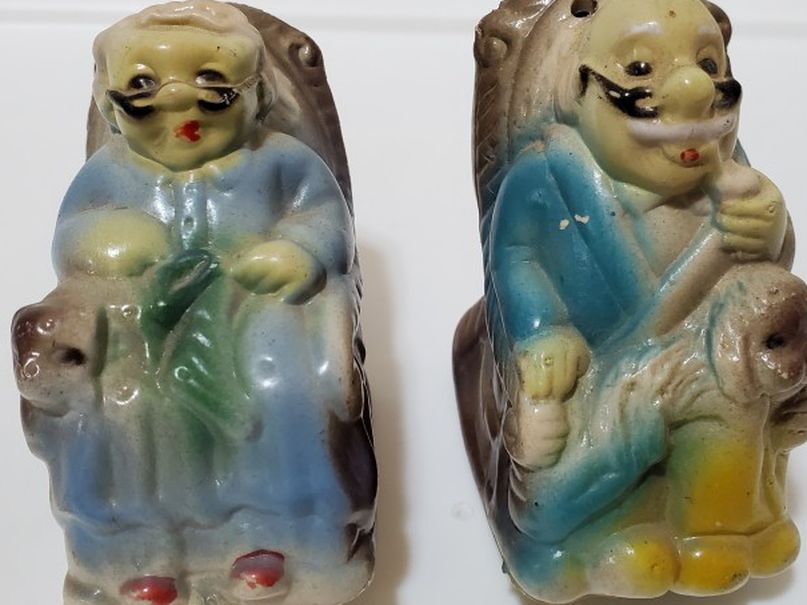Vintage Granma and Granpa On Rocking Chair Salt and Pepper Shakers