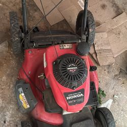 Honda Self Propelled Gas Lawn Mower need tone up 