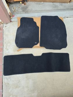 Practically Brand new floor mats 2026 gmc terrain