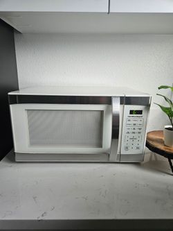 White microwave
