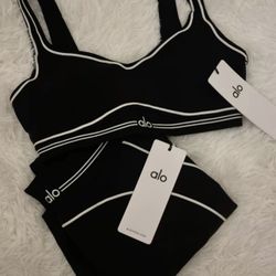 Alo Set Black And White 