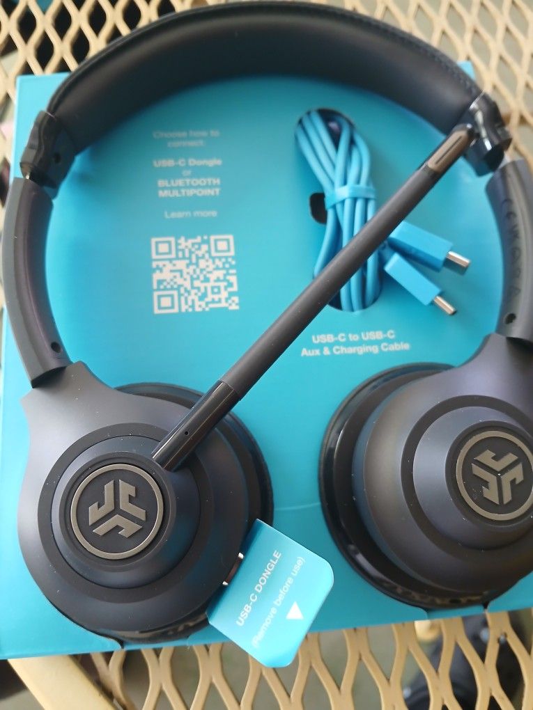 Wireless ON-EAR Headsets