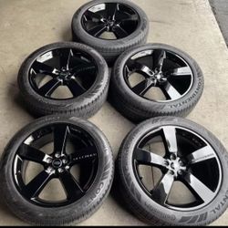 OEM Land Rover DEFENDER 22” Wheels And Tires NEW
