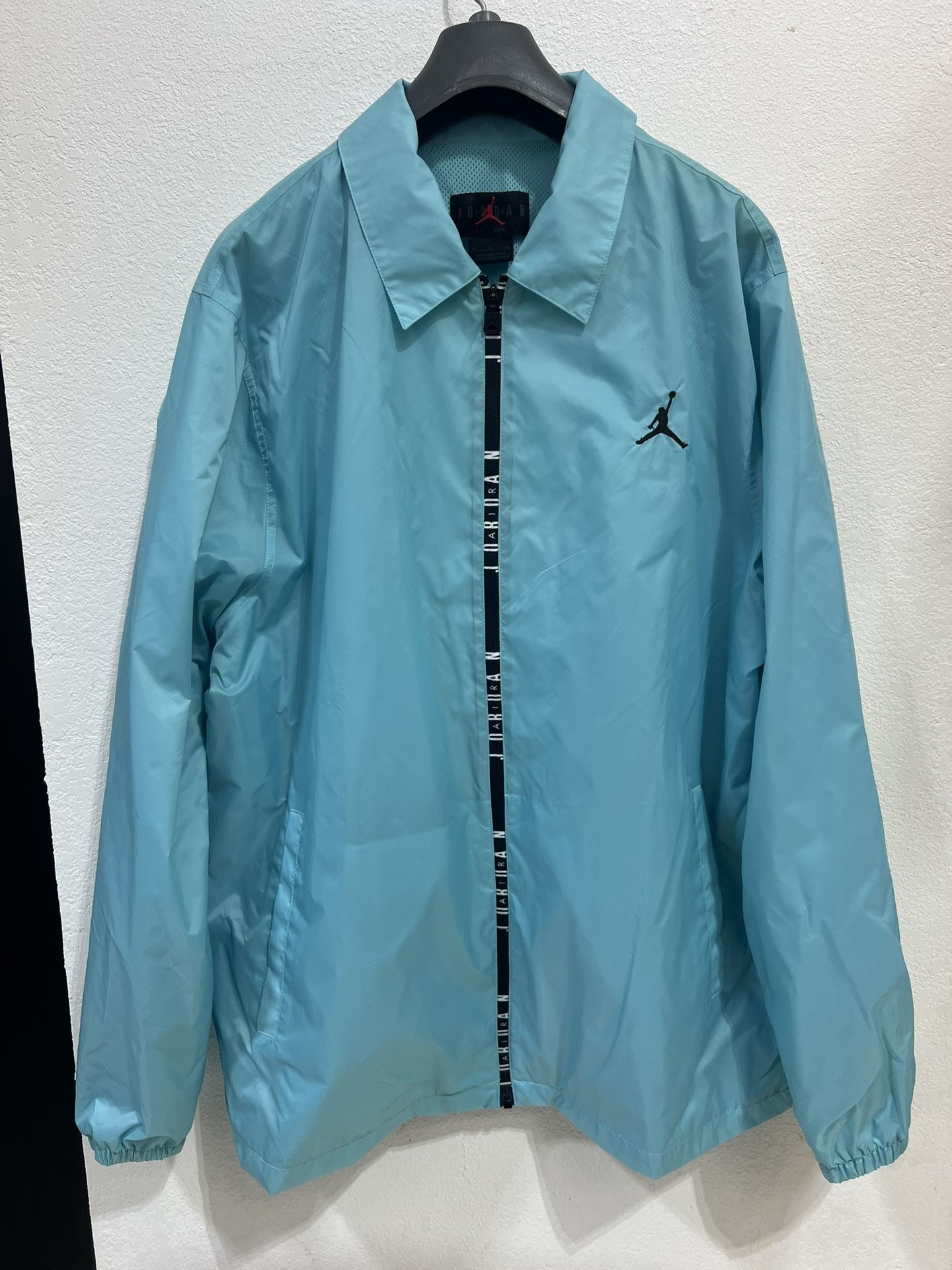 Nike Air Jordan Essentials Woven Jacket Blue DX9687-464 Mens Size XL UNC