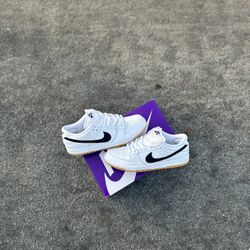 Nike SB Dunk White Gum Size 10 men Brand New