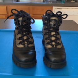 Sporto hiking boots Size 6 1/2 hardly worn