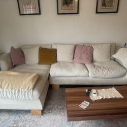 WASHABLE SECTIONAL SOFA