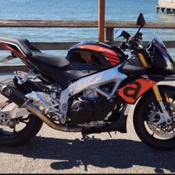 2017  Aprillia Motorcycle Tuono V4 Factory Edition Possible Trade For V Rod Harley