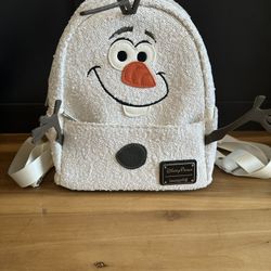 Olaf Disney Loungefly