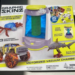 Graphic Skinz Design Studio Includes 30 Graphic Skinz Transfers