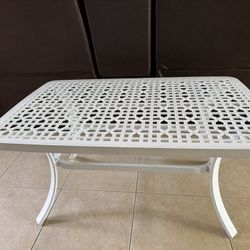 Cast Aluminum Patio Outdoor Coffee Table 