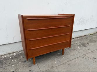 Mid century Scandinavian four drawers dresser.