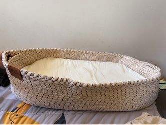 Diaper changing basket