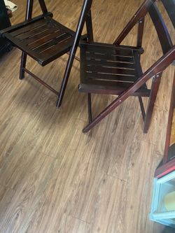 Folding chairs