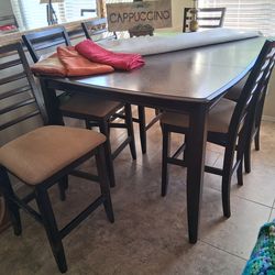 DINING TABLE SET