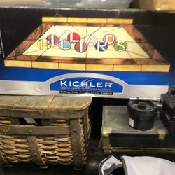 Pool Table Tiffany Billiards Light