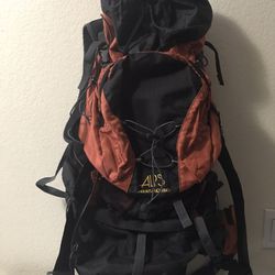 Mountaineer Hiking Backpack 