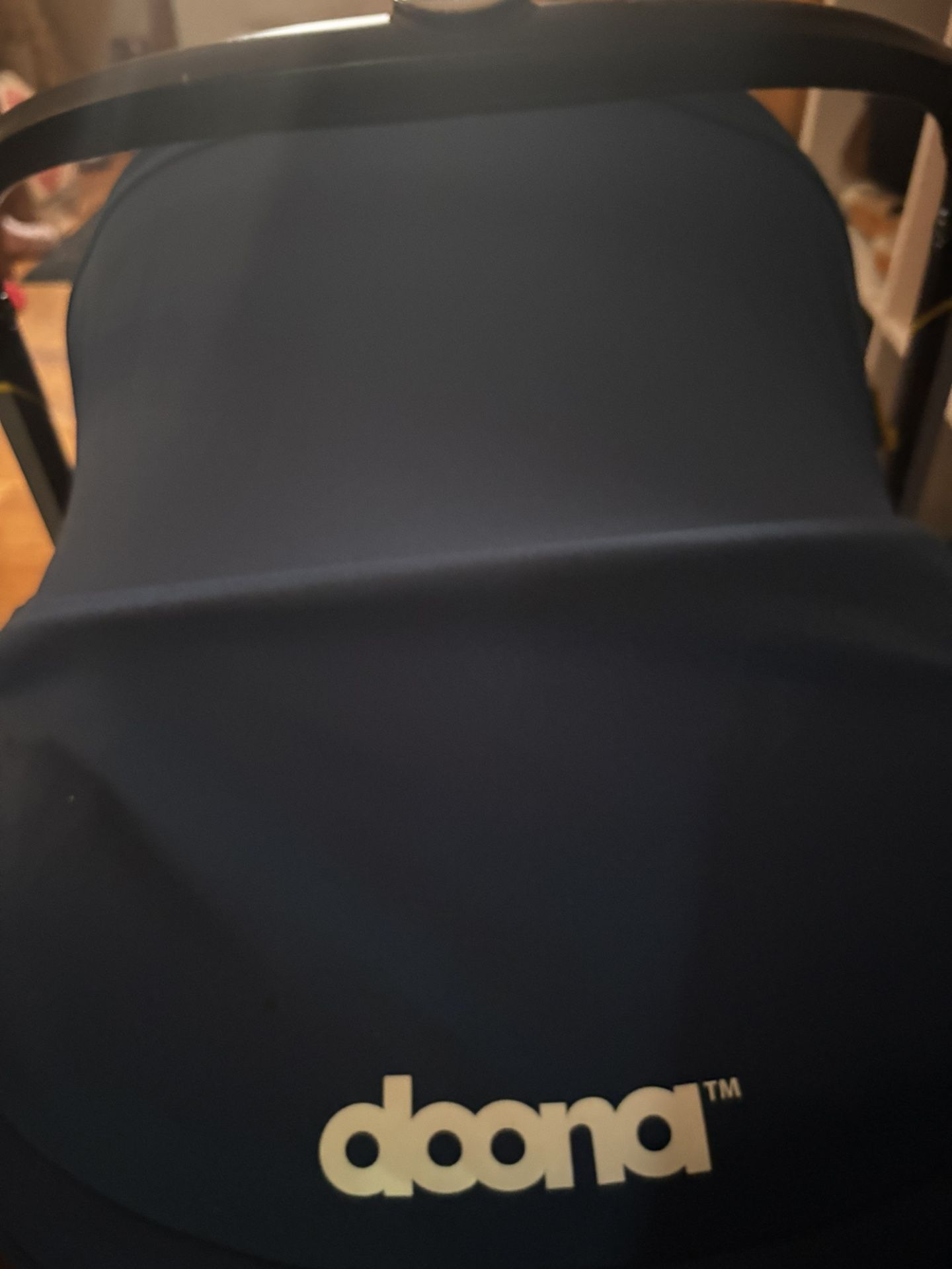 🚨Doona Infant Car Seat/Stroller Combo – Navy 💙 aka: the Cadillac of baby gear 💙