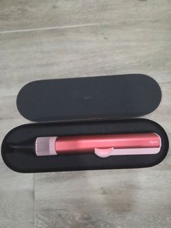 Dyson straightener