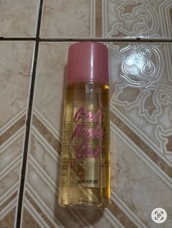 Bestie Girls night out hair perfume spray