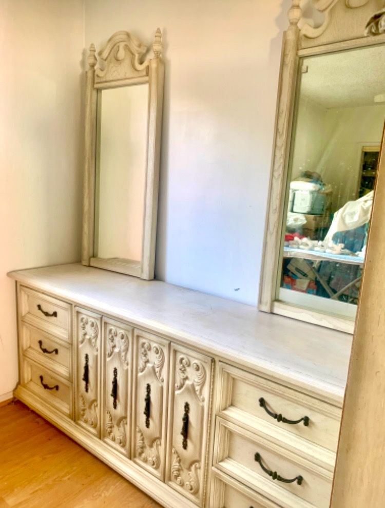 Bedroom Set