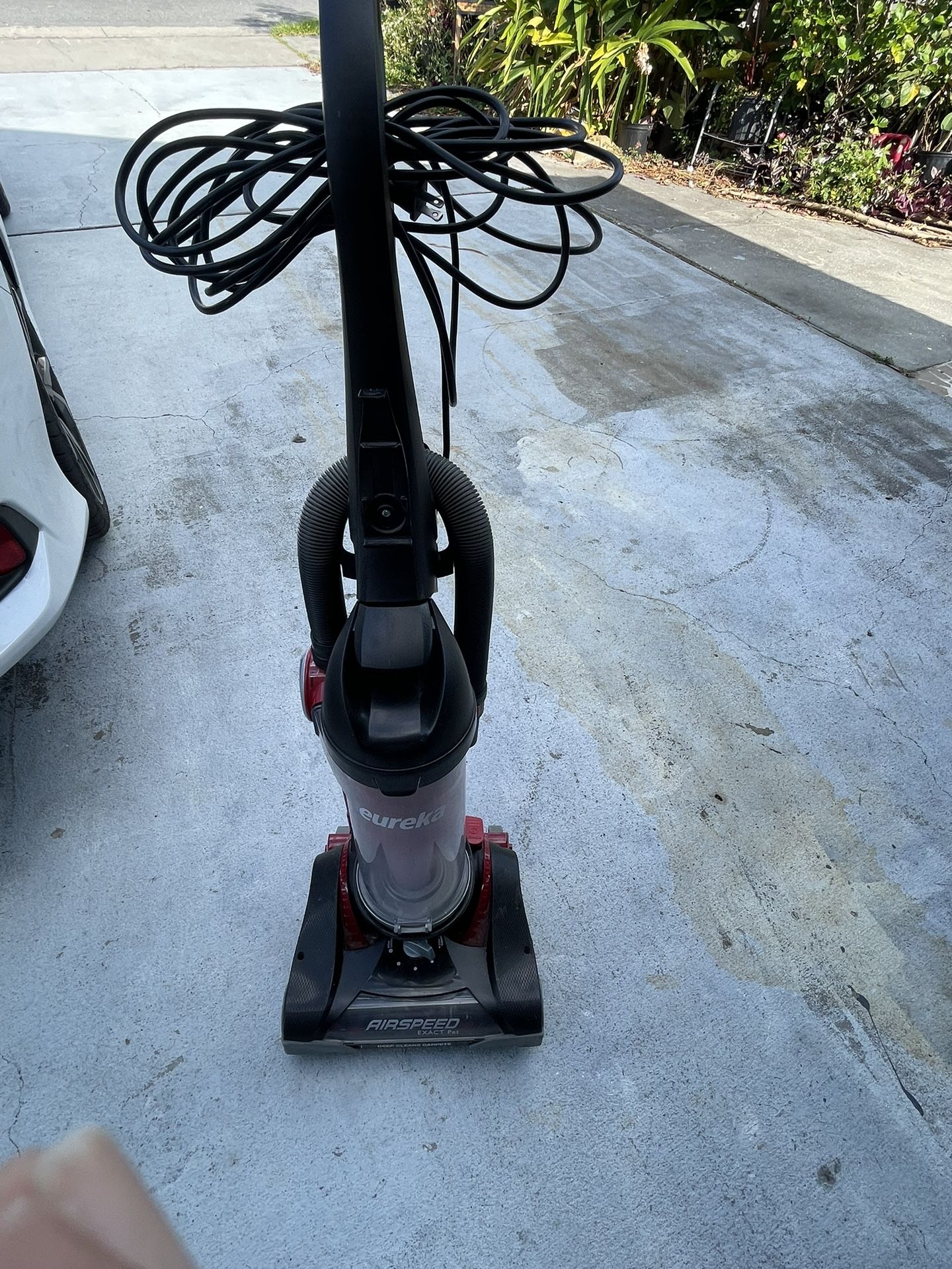 Eureka AirSpeed EXACT Pet Bagless Upright Vacuum,