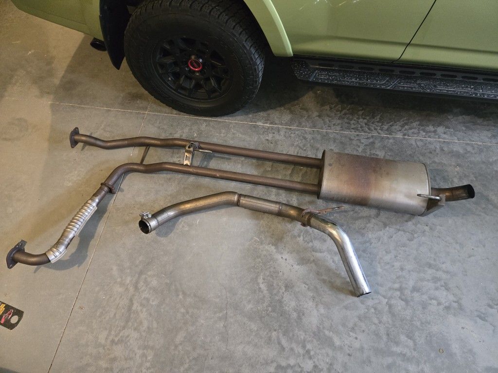 2020-2024 Titan XD Muffler/Tailpipe