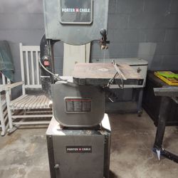 Porter-Cable band saw. Floor model 