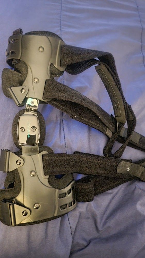 Knee Brace