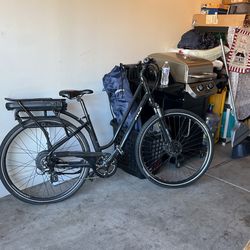 E-Crosstown Bike