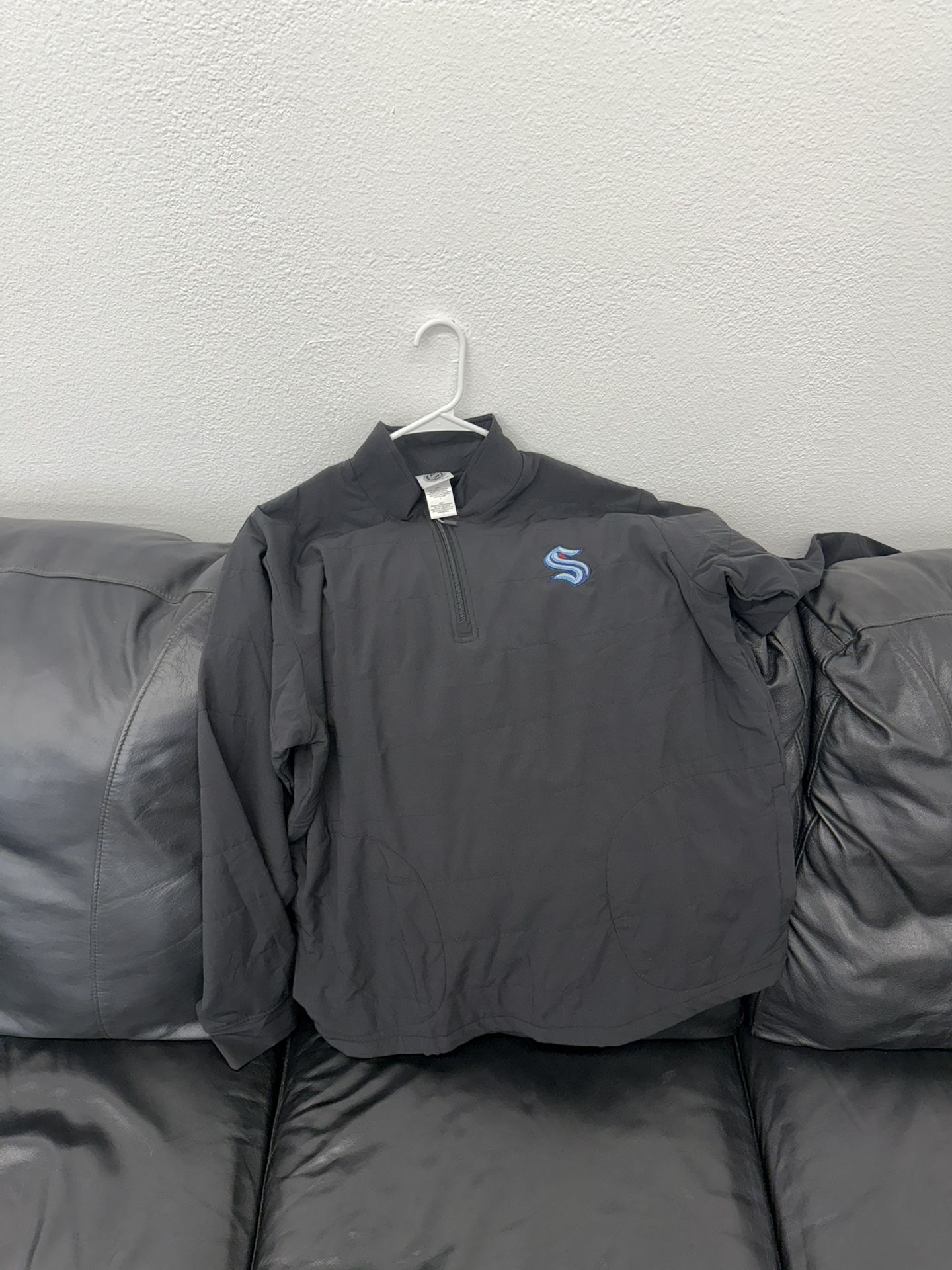 Men’s Seattle Kraken Light Coat LARGE