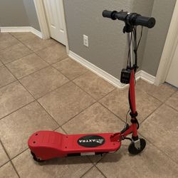 NWB MAXTRA E100 ADJUSTABLE FOLDING ELECTRIC SCOOTER-RED