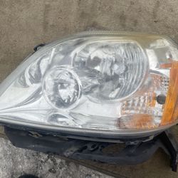 2007–2009 Nissan Altima Driver Side Headlight Assembly (OEM)