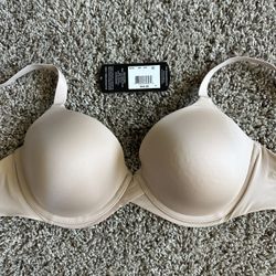 Maidenform Bra NWT 32DD
