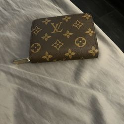 Louis Vuitton Women’s Wallet 