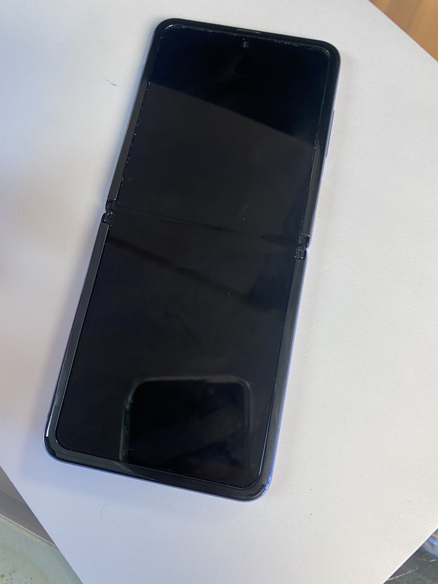 Galaxy Z FLIP no power doesn’t turn on