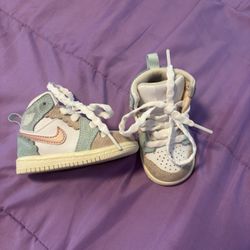 Nike Air Jordan 1